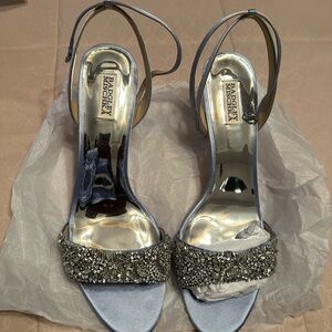 Badgley Mischka ‘Jen’ heels. Wedding shoes. New never worn. Light blue. Sz 13.